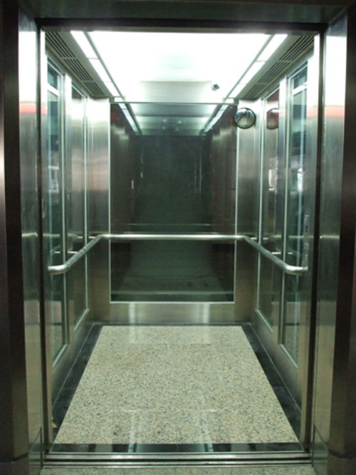 油壓載客用電梯  |產品介紹|載客電梯