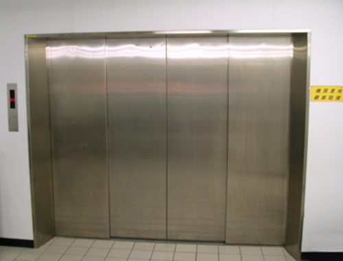 鋼索式載貨用電梯  |產品介紹|載貨電梯